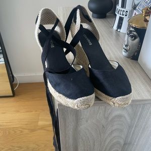 Soludos Wedge Black size 35/5
